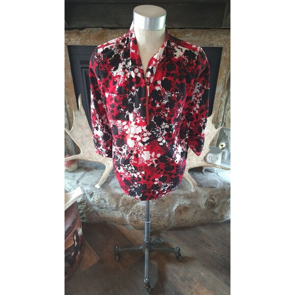 Jaclyn Smith Tops‎ Women’s XL  Red Black White Floral Blouse 3/4 Sleeve Shirt - Picture 3 of 9